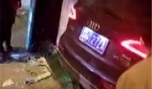 小伙爆料踩狗屎视频大全,小伙踩狗屎视频引发网友热议，盘点踩狗屎视频大全